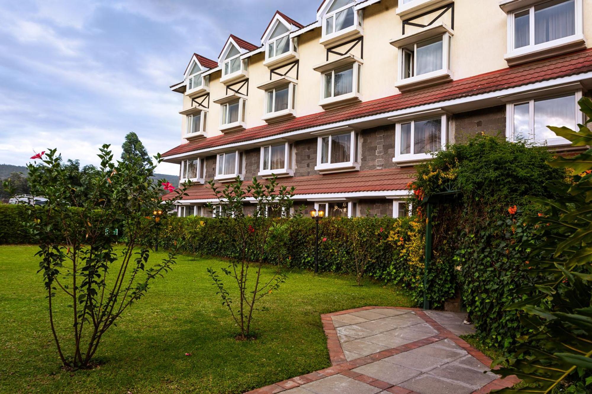 Midland Hotel Nakuru Esterno foto